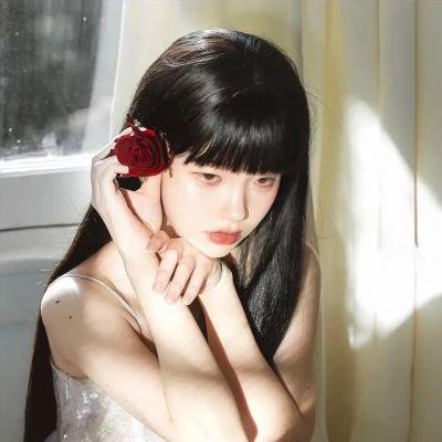 向下扭曲